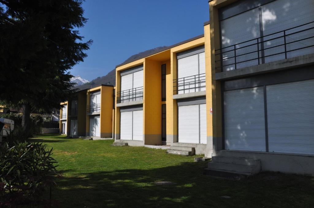 Camping Villaggio Paradiso Домасо Екстериор снимка