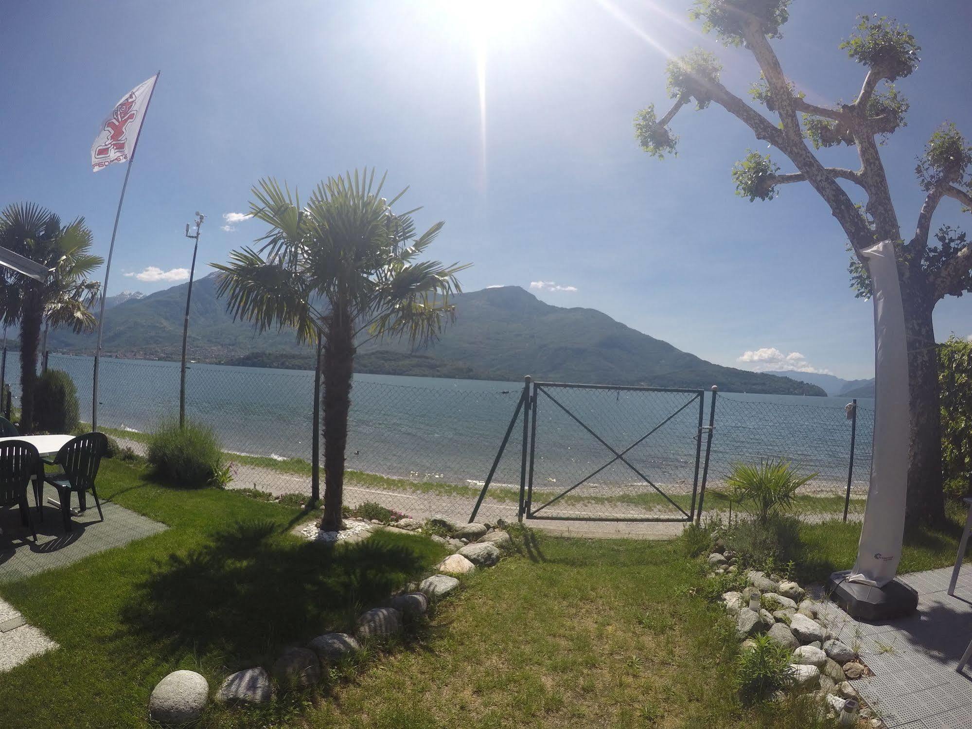 Camping Villaggio Paradiso Домасо Екстериор снимка